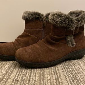 Khombu boots, brown ankle boots, size 8